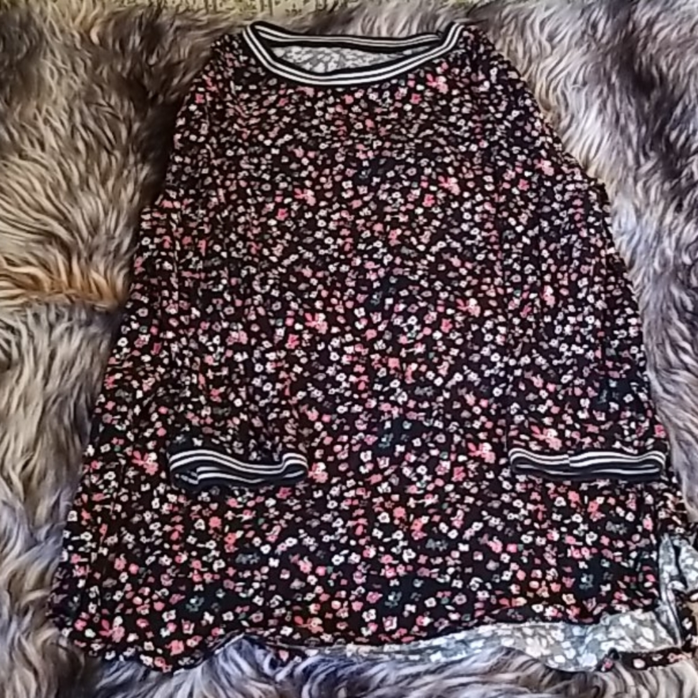 Maurices top